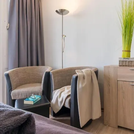 Haus-schoene-aussicht-wohnung-2-04-strandleben Heiligenhafen