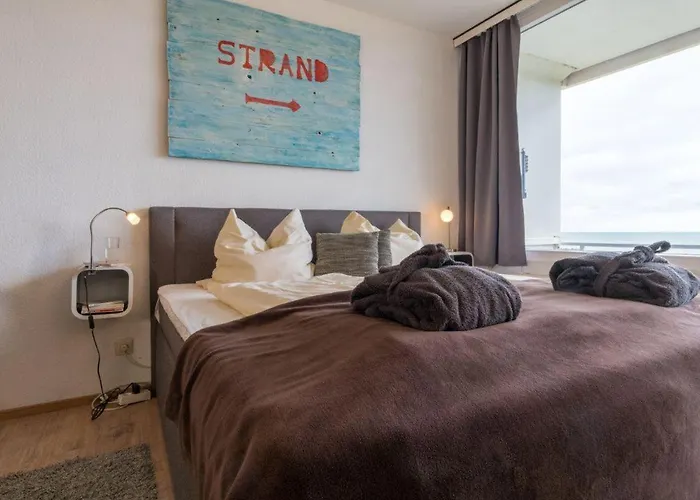 Haus-schoene-aussicht-wohnung-2-04-strandleben * Heiligenhafen